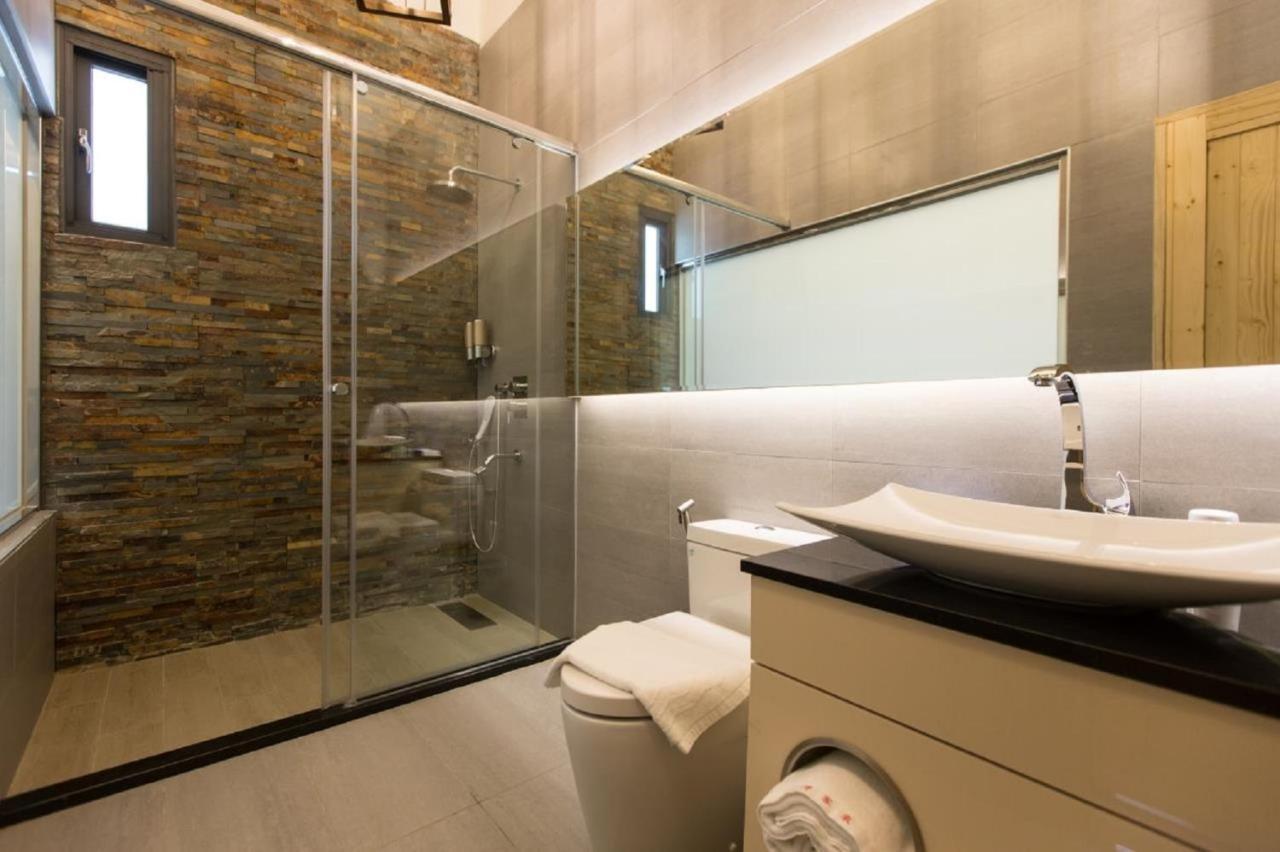 Bookline B&B Kota Hualien Bagian luar foto